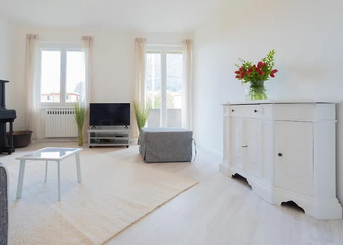 Acqua Chiara By Rent *