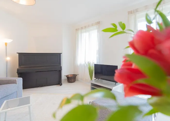 Acqua Chiara By Rent *