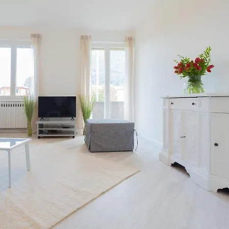 Acqua Chiara By Rent *