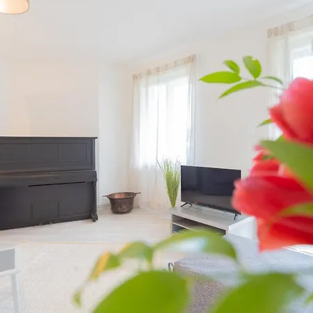 Acqua Chiara By Rent *