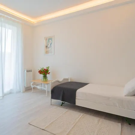 Apartment Acqua Chiara By Rent Dongo