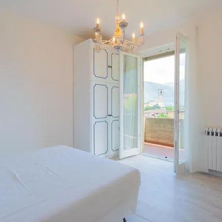 Acqua Chiara By Rent