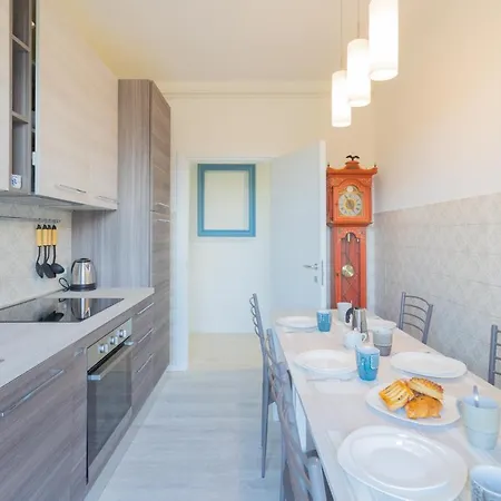 Acqua Chiara By Rent Dongo